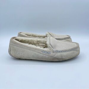 UGG Ansley Slipper Moccasins 9 White/Silver